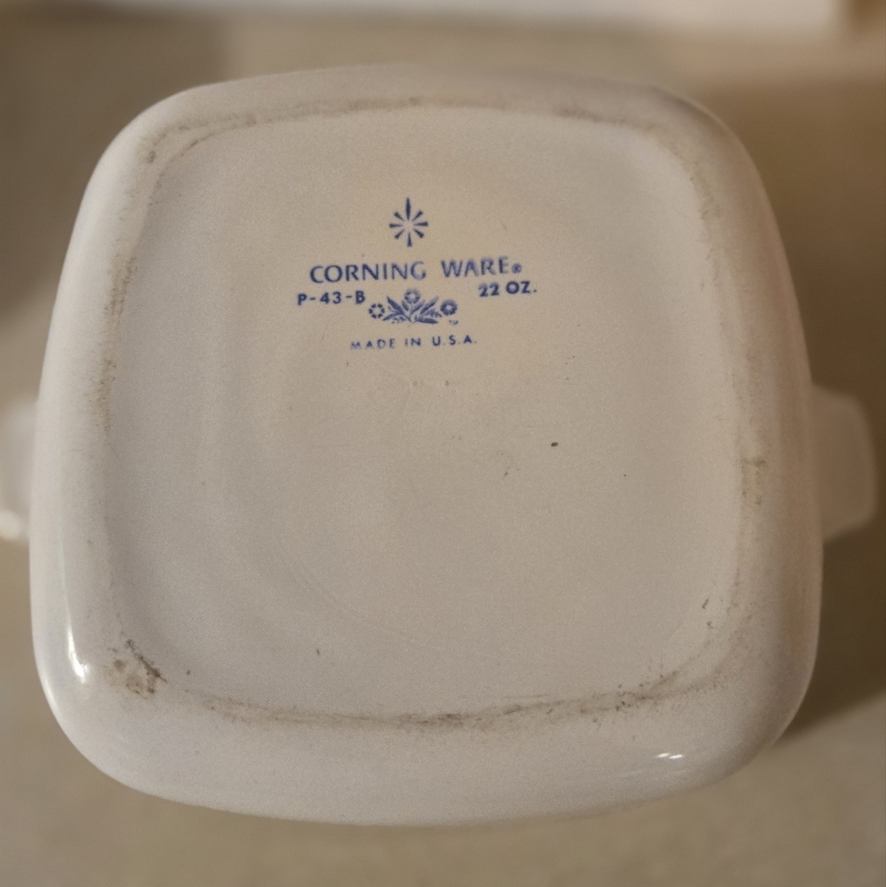 Corningware Vintage Blue Cornflower 22 Ounce Dishes (3) - Picture 4 of 10